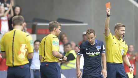Hertha BSC wint ondanks rode kaart Beerens