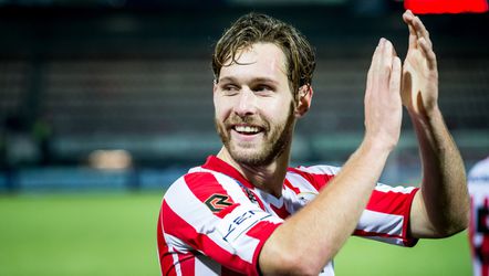 Twee Bronzen Stieren voor Verhaar van Sparta