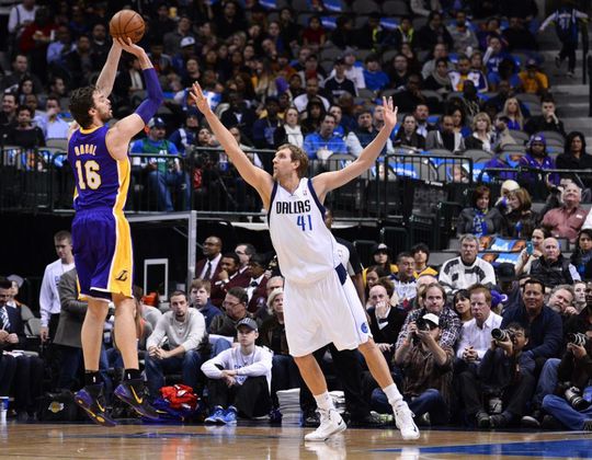 Mavericks verpletteren Lakers