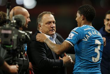 Advocaat weg bij Sunderland en stopt als coach