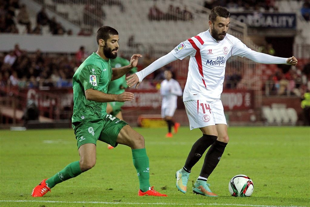 Sevilla door na hattrick Aspas