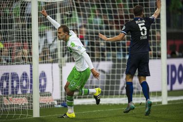 Dost leidt Wolfsburg als invaller naar overwinning