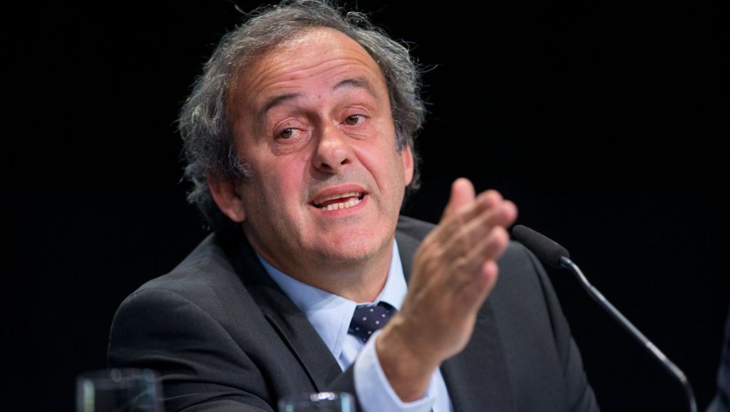 Michel Platini legt taken als UEFA-preses voorlopig neer
