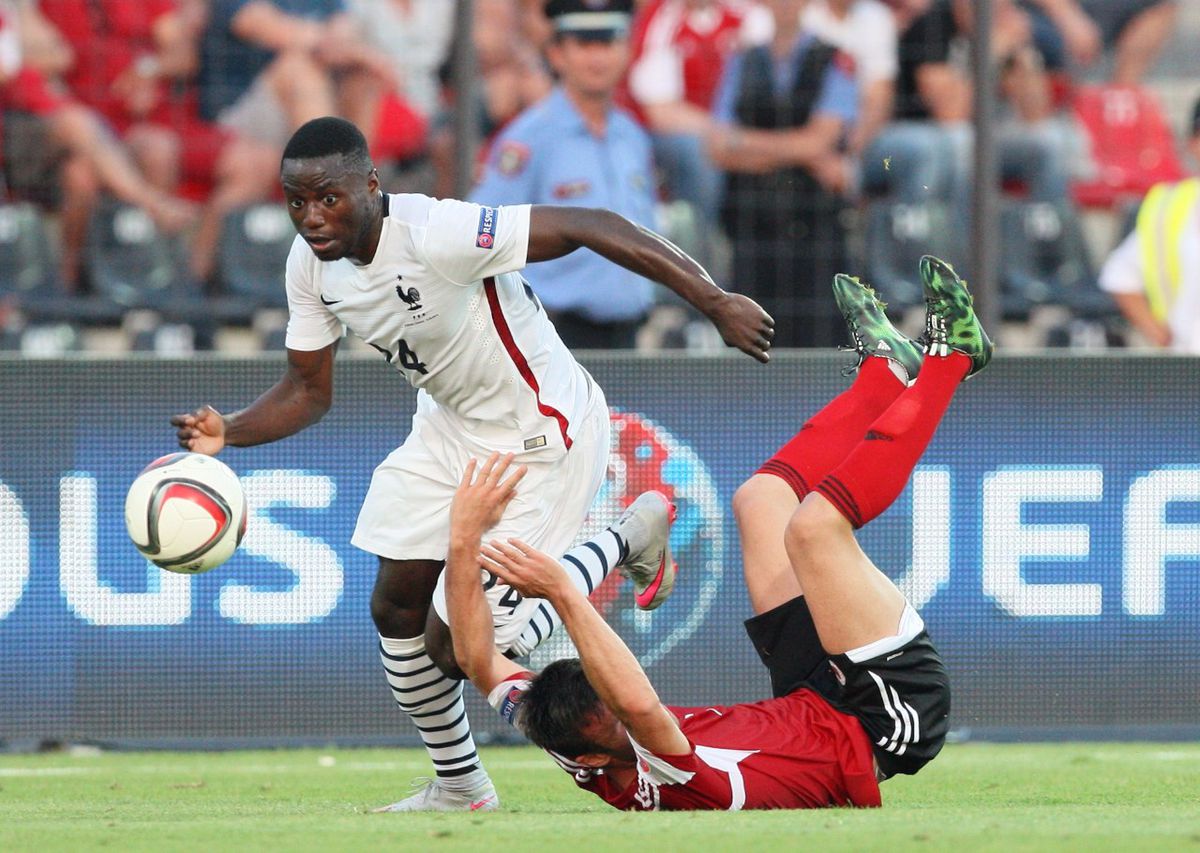 'Inter troeft Milan af in strijd om Kondogbia'