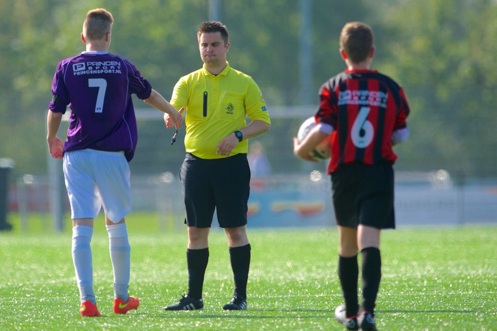 Scheidsrechter blijft mikpunt van geweld