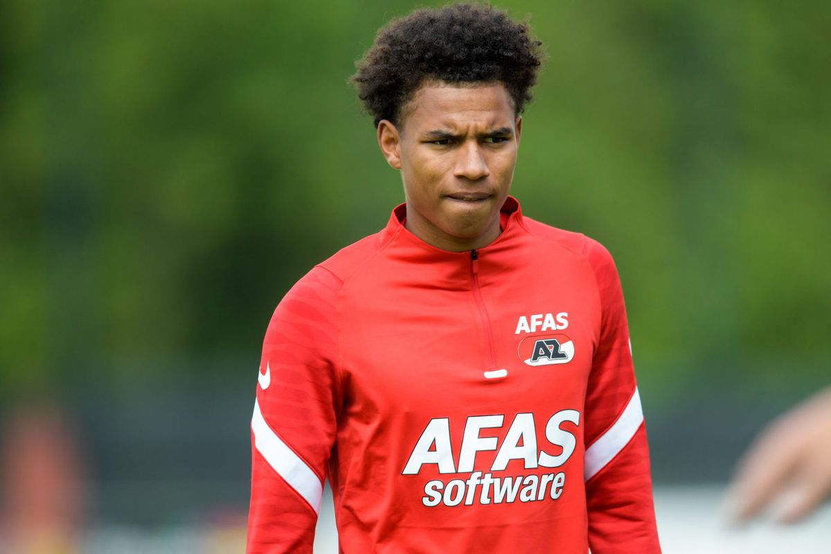 Calvin Stengs op weg naar Nice omdat Steven Berghuis naar Ajax gaat