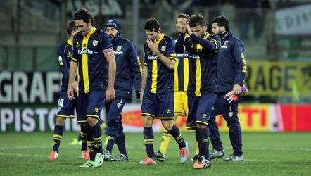 Parma wint bij doorstart