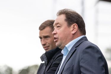 Ook alle Russen weg uit technische staf Vitesse na vertrek Leonid Slutskiy