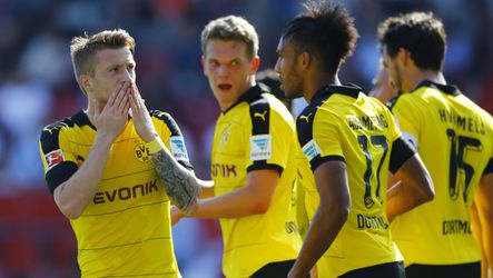 Dortmund wint weer met grote cijfers