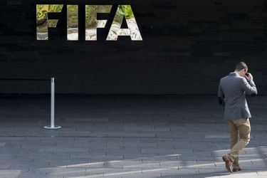 UEFA gaat voorzittersverkiezing FIFA niet boycotten