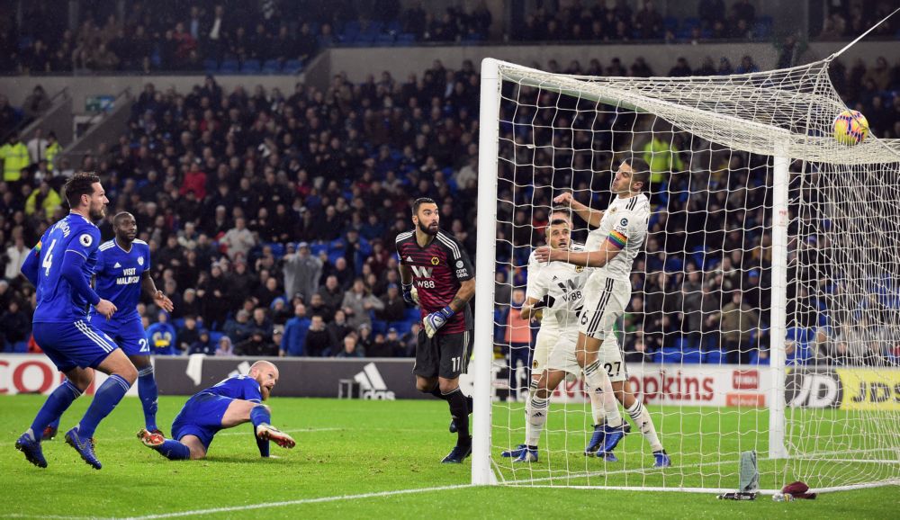 Cardiff verhoogt de druk op de rest van de degradatiekandidaten in de Premier League met zege