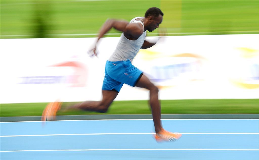 Bolt blijft onder 10 seconden in Warschau