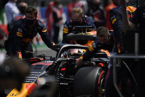 Verstappen is snelste ronde kwijt in Portugal: puntje naar Bottas