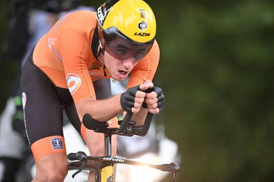 Beloften Mick van Dijke en Daan Hoole halen net niet het podium bij WK tijdrijden