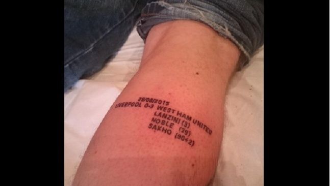 Fan West Ham laat tattoo zetten na zege op Anfield