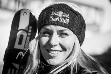 Skidiva Vonn nadert record Moser