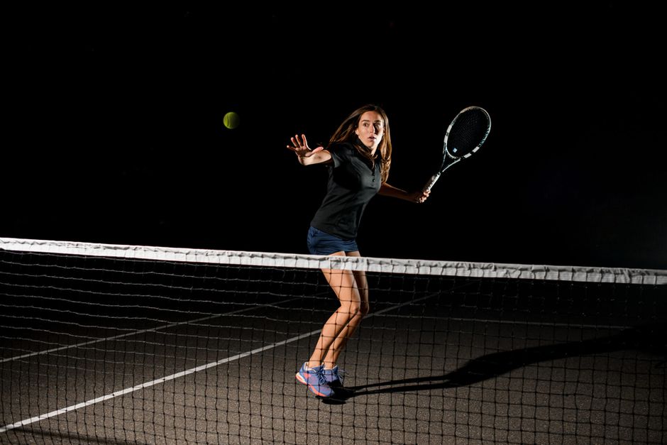 Geen tennispotjes meer tot diep in de nacht: ATP en WTA voeren maximumtijd in