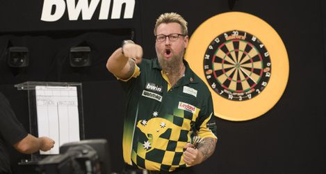 Whitlock kegelt Wright uit Grand Slam of Darts na vroege break