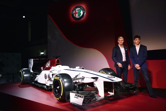 Leclerc rijdt met nummer 16 in F1: 'Ik kon niets beters vinden'