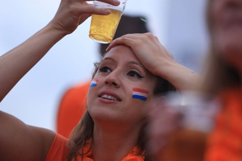 Nederland viert feest na overwinning Oranje (video)