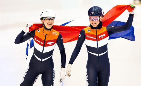 Xandra Velzeboer en Selma Poutsma pakken goud en zilver bij 500 meter op EK shorttrack