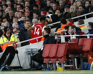 Aanvoerder Aubameyang TIJDENS de wedstrijd Arsenal-Brighton naar de wc