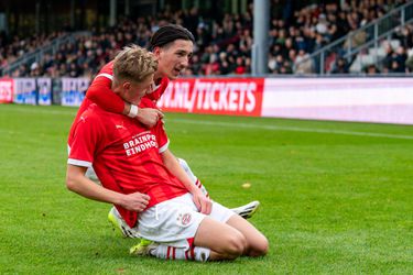 Onder 19 van PSV geeft goede voorbeeld: 2-0-zege op Lens in de Youth League