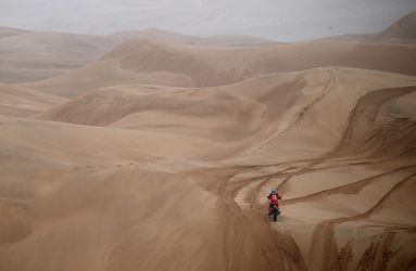 Motorcoureur José 'Nacho' Cornejo Florimo wint 2e etappe Dakar Rally