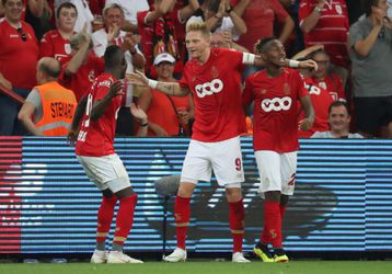 Standard Luik begint het seizoen met nipte overwinning op Gent