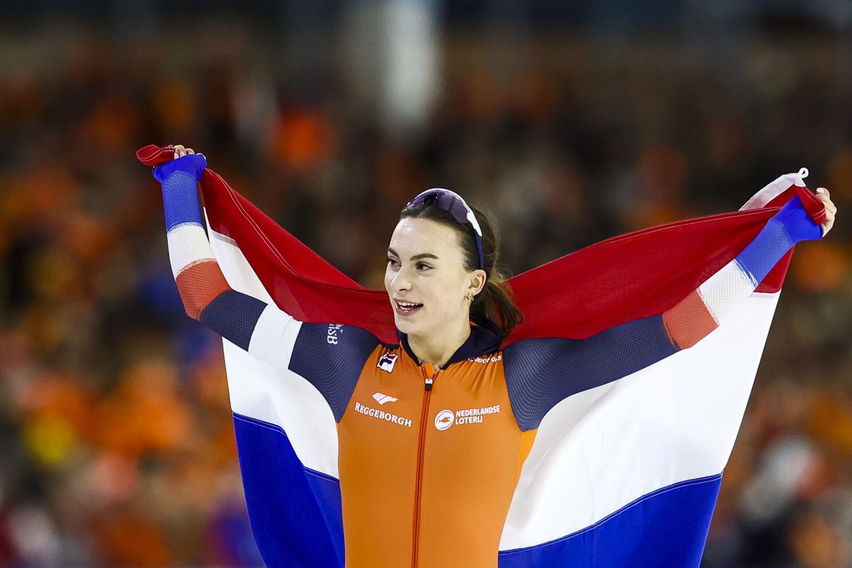 Femke Kok pakt Jutta Leerdam in op 500 meter: 'Lekker om met zo’n gat te winnen'