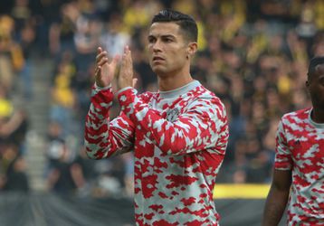 😂 | Cristiano Ronaldo verhuist in Manchester vanwege te luidruchtige schapen