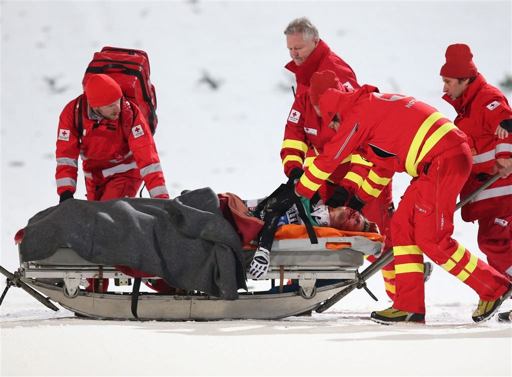 Skispringer Ammann uit ziekenhuis