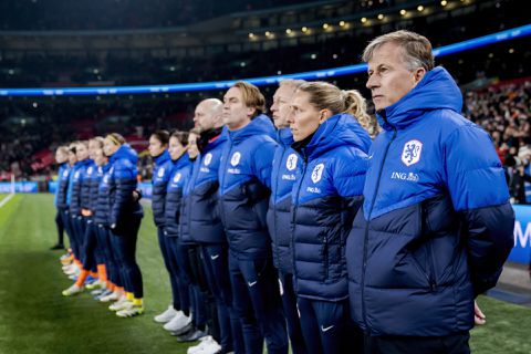 Dit is de opstelling van de Oranje Leeuwinnen tegen België