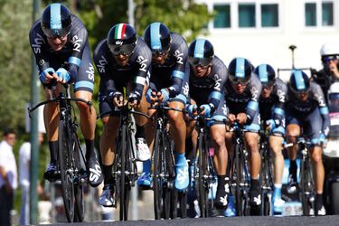 Team Sky presenteert namen voor Giro; Landa en Roche belangrijke schakels