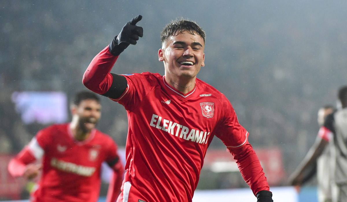 FC Twente slaat tegen AZ toe in strijd om plek 3 in Eredivisie