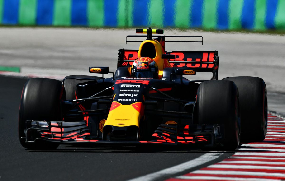Red Bull: Mercedes en Ferrari zijn bij betere kwalificatiemodus te pakken