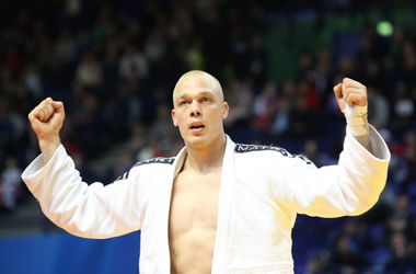 Judoka Grol hekelt collega's: 'Wil je nou kampioen worden of niet?'