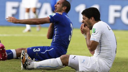 Italianen letten op Suárez in 'gevaarlijke' finale