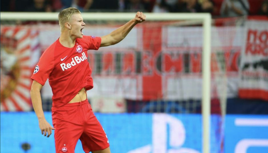 Erling Haaland voor een prikkie op te halen bij Red Bull Salzburg!
