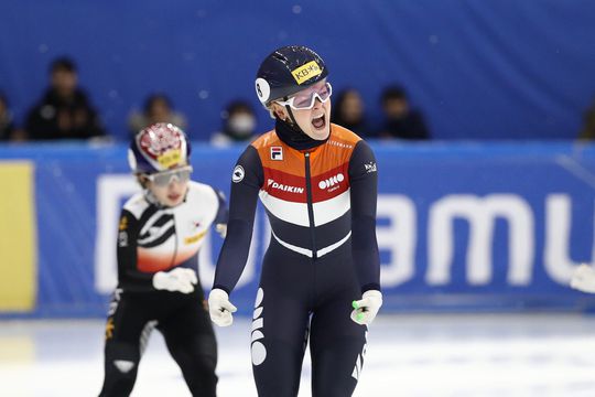 TV-gids: op deze zender kijk jij dit weekend naar de EK shorttrack