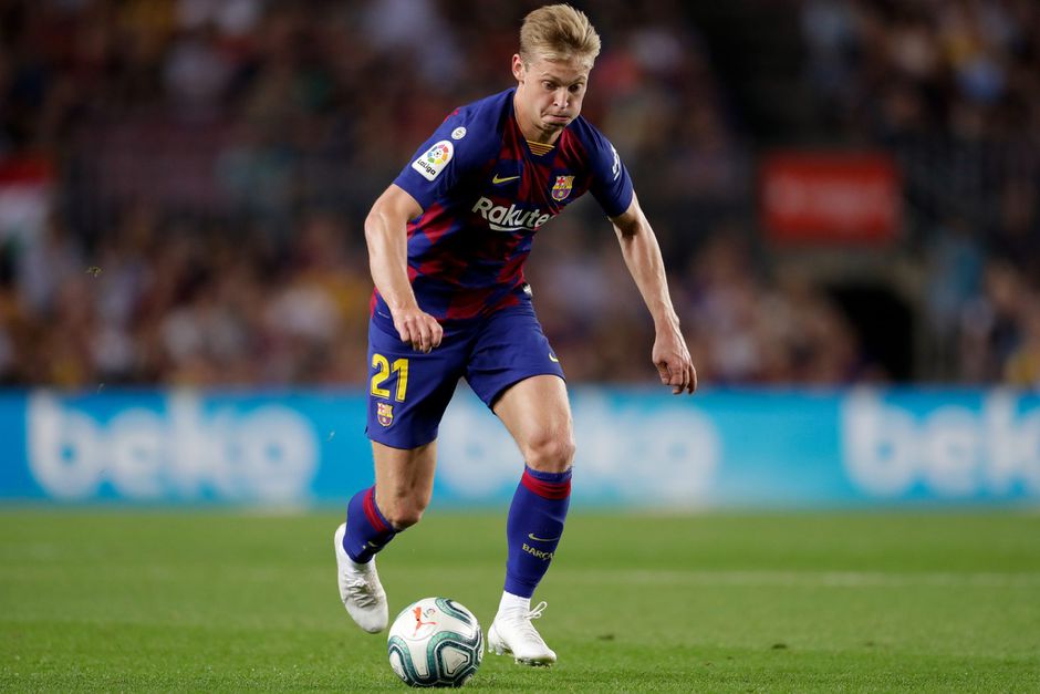 Alleen Ter Stegen en Pique maken meer minuten dan Frenkie bij Barça