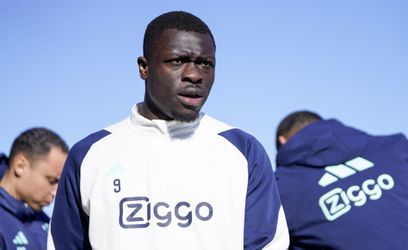 Brian Brobbey: 'Ik beloof iedereen dat Ajax winst op me zal maken'