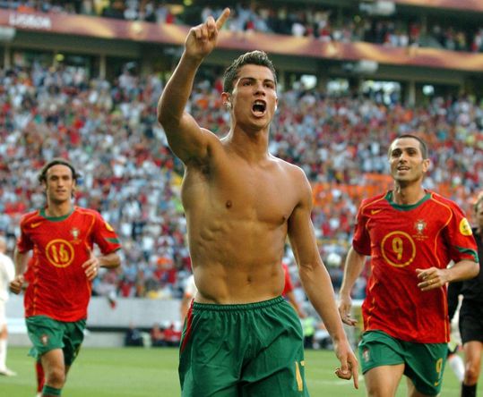 Alles over de 111 interlandgoals van recordman Cristiano Ronaldo: pas echt op dreef na zijn 30e