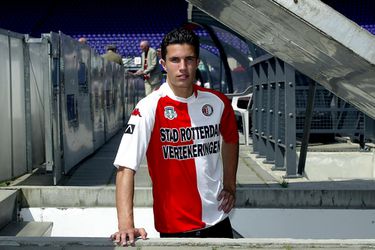Feyenoord: 'Van Persie moet er alleen nog uitkomen met Fener' (video)