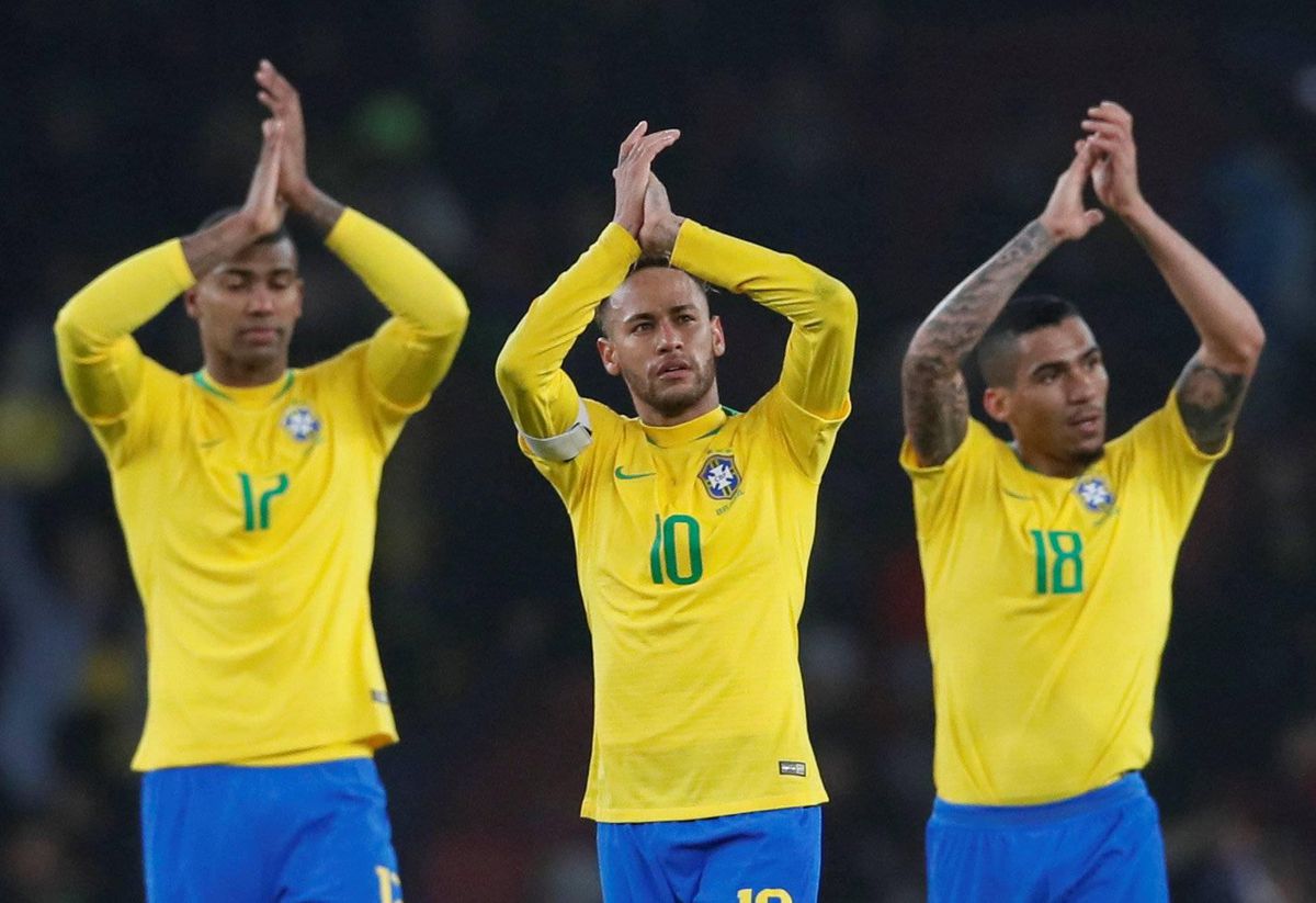Neymar schiet Brazilië vanaf de penaltystip voorbij Uruguay