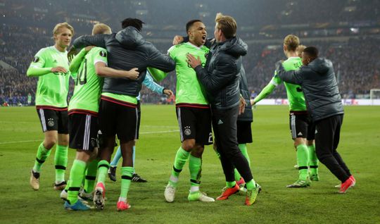 Terugkijken: Viergever schiet Ajax naar halve finale (video)