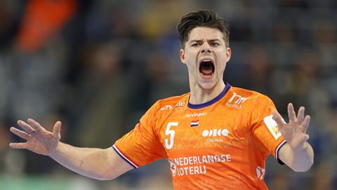 Galavoorstelling van Nederlandse handballers: Bosnië wordt verpletterd bij EK