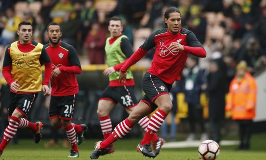 Badboy Van Dijk sluit weer aan bij selectie Southampton