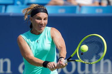 Kuznetsova via wildcard en Barty nu naar finale van WTA Cincinnati