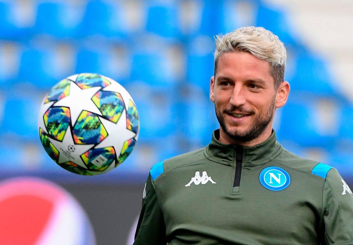 Mertens staat op het punt om Maradona te evenaren: 'Zou mooi staan in de geschiedenisboeken'